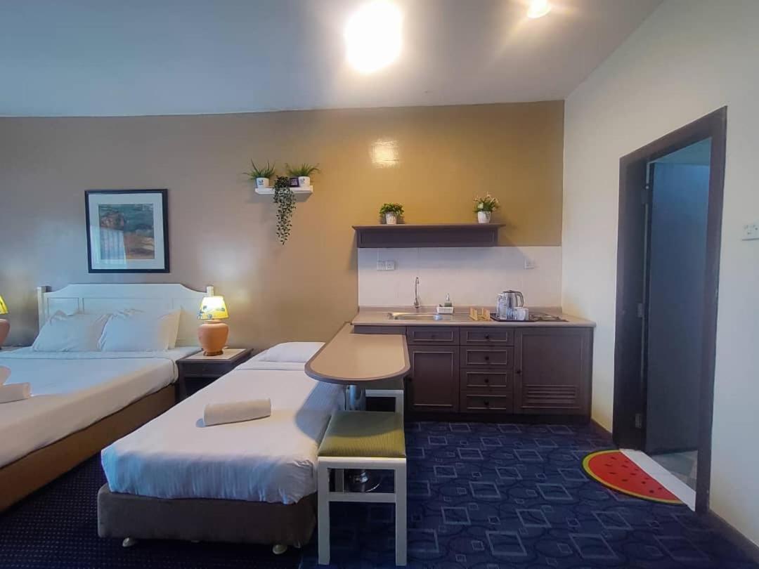 17 Jazz Sweet Beachfront Resort 탄중붕가 외부 사진
